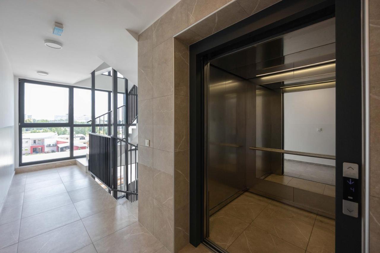 Stylish 2Bdr Apartment- Free Garage Загреб Екстериор снимка
